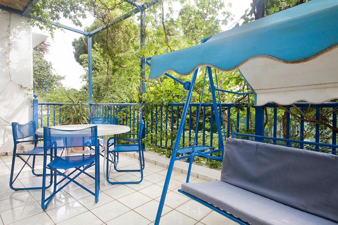 Daphne'S Club Hotel Apartments クシロカストロ エクステリア 写真