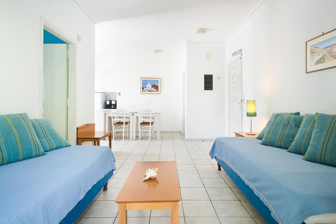 Daphne'S Club Hotel Apartments クシロカストロ エクステリア 写真