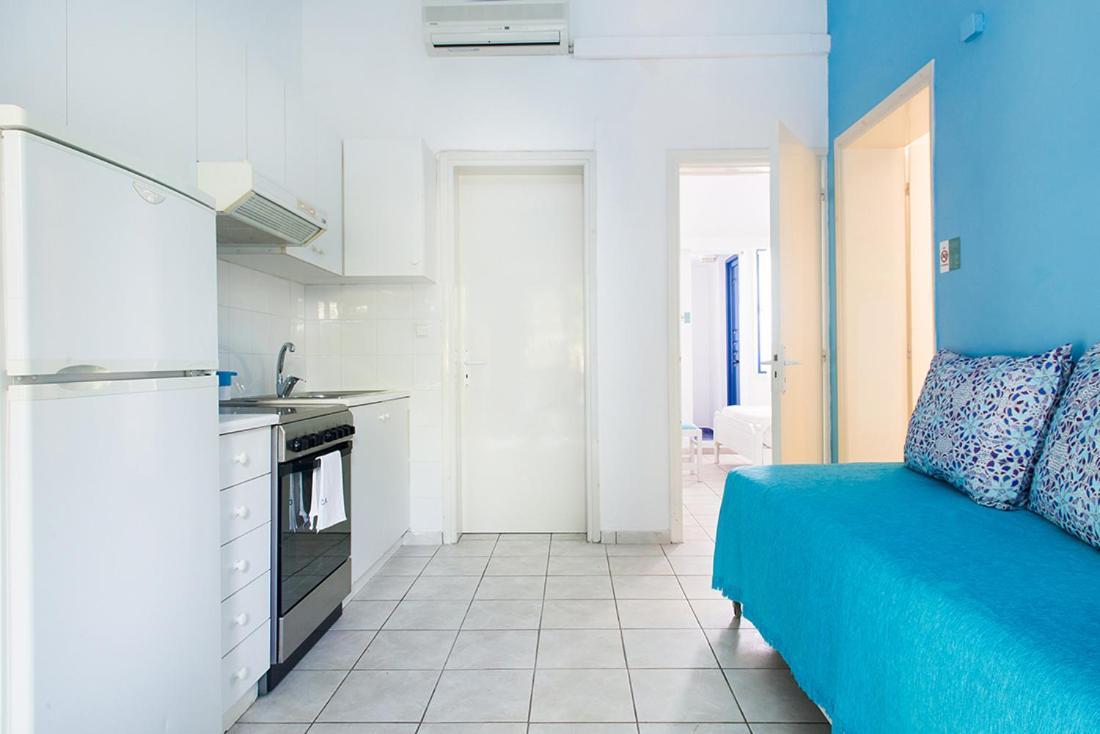Daphne'S Club Hotel Apartments クシロカストロ エクステリア 写真
