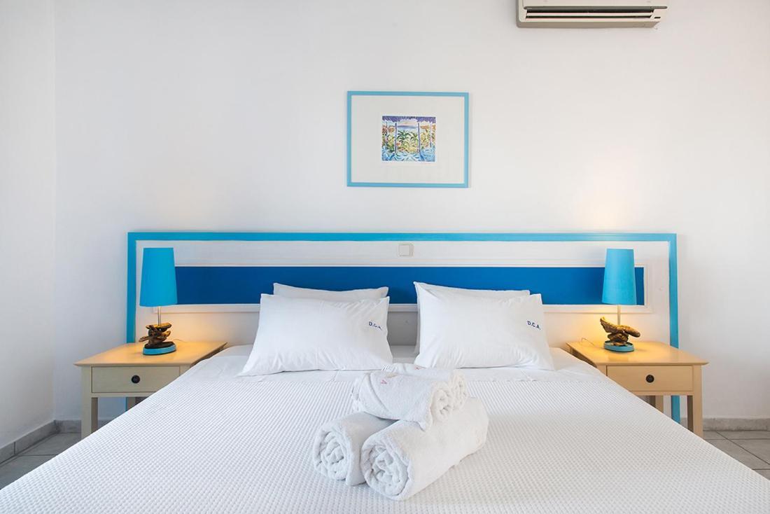 Daphne'S Club Hotel Apartments クシロカストロ エクステリア 写真